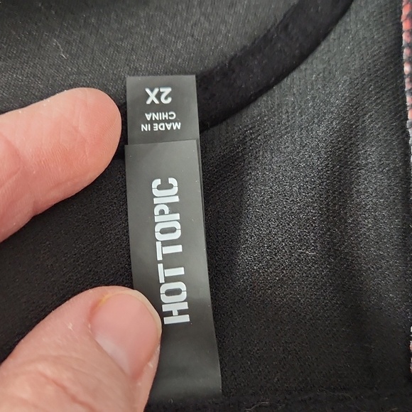 Hot Topic Red Plaid Skull Halter Swim Top Plus Size - Picture 5 of 7